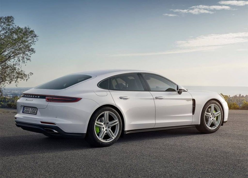 porsche panamera 4