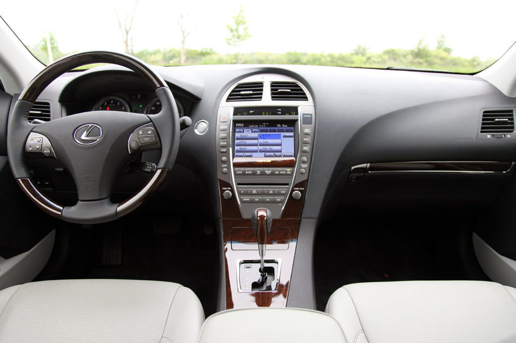 2010 Lexus ES 350 Interior Top Most Reliable Used Cars Under 10000 USD 14