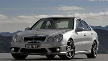 Mercedes E Class W211