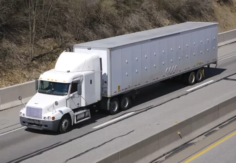 How Truck Lease Structure Can Impact Maintenance and Repair Expenses