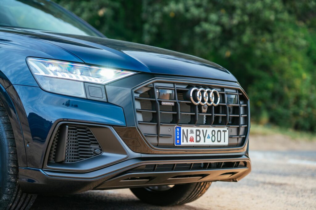 Audi Q8 60 TFSI e Plug-in Hybrid 2024 года 17