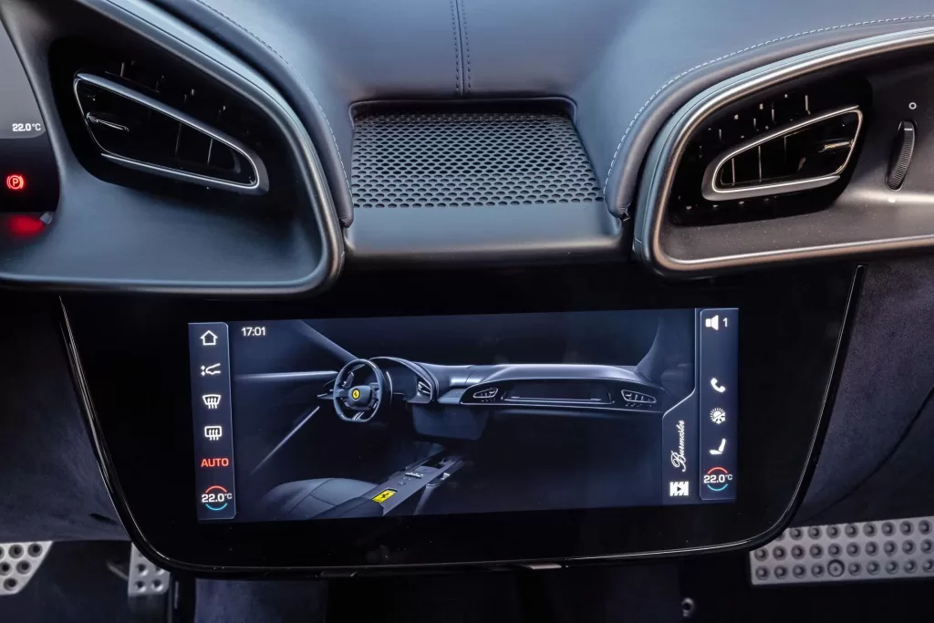 2026 Ferrari Amalfi Interior(1)