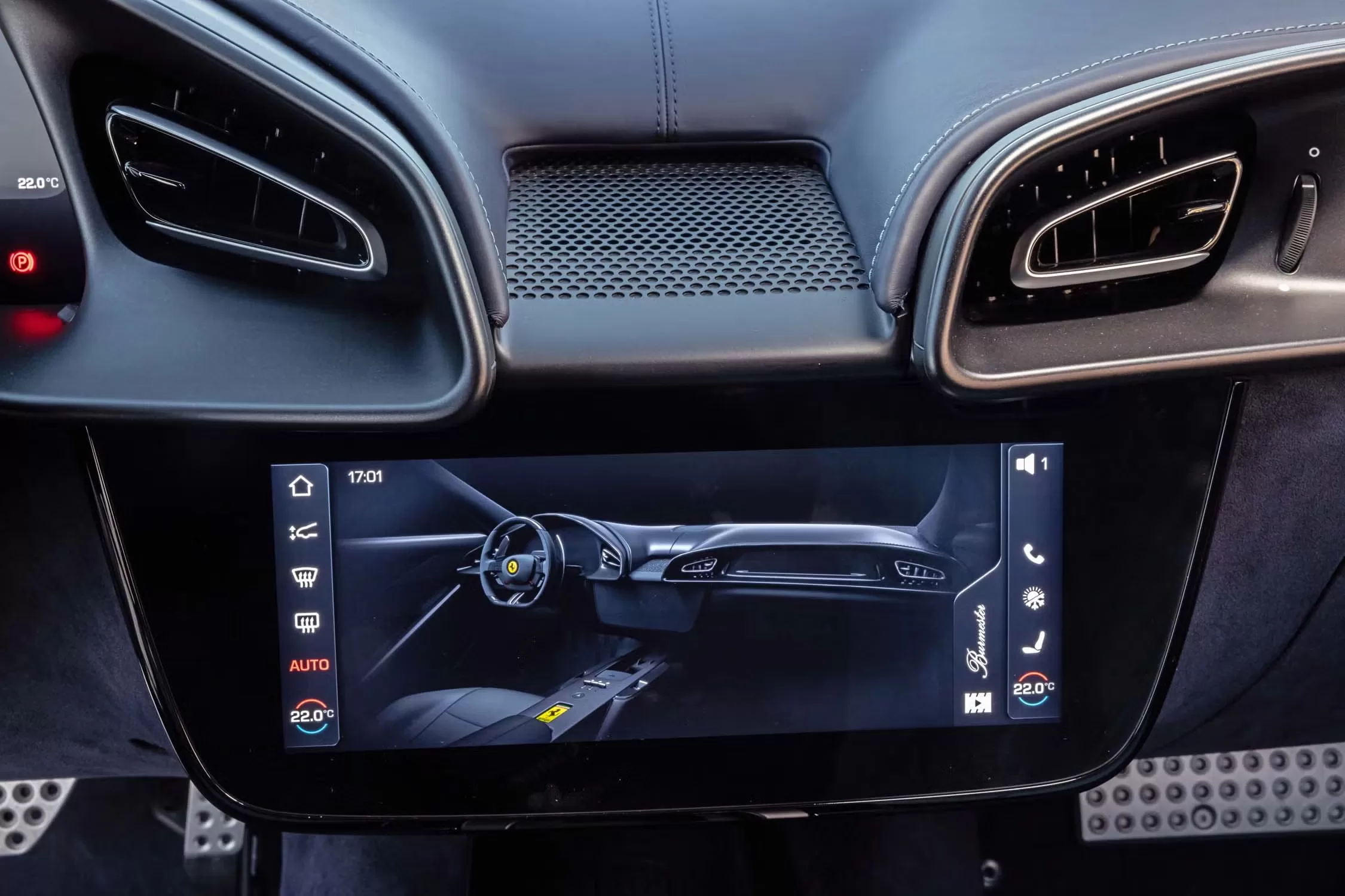 2026 Ferrari Amalfi Interior(1)