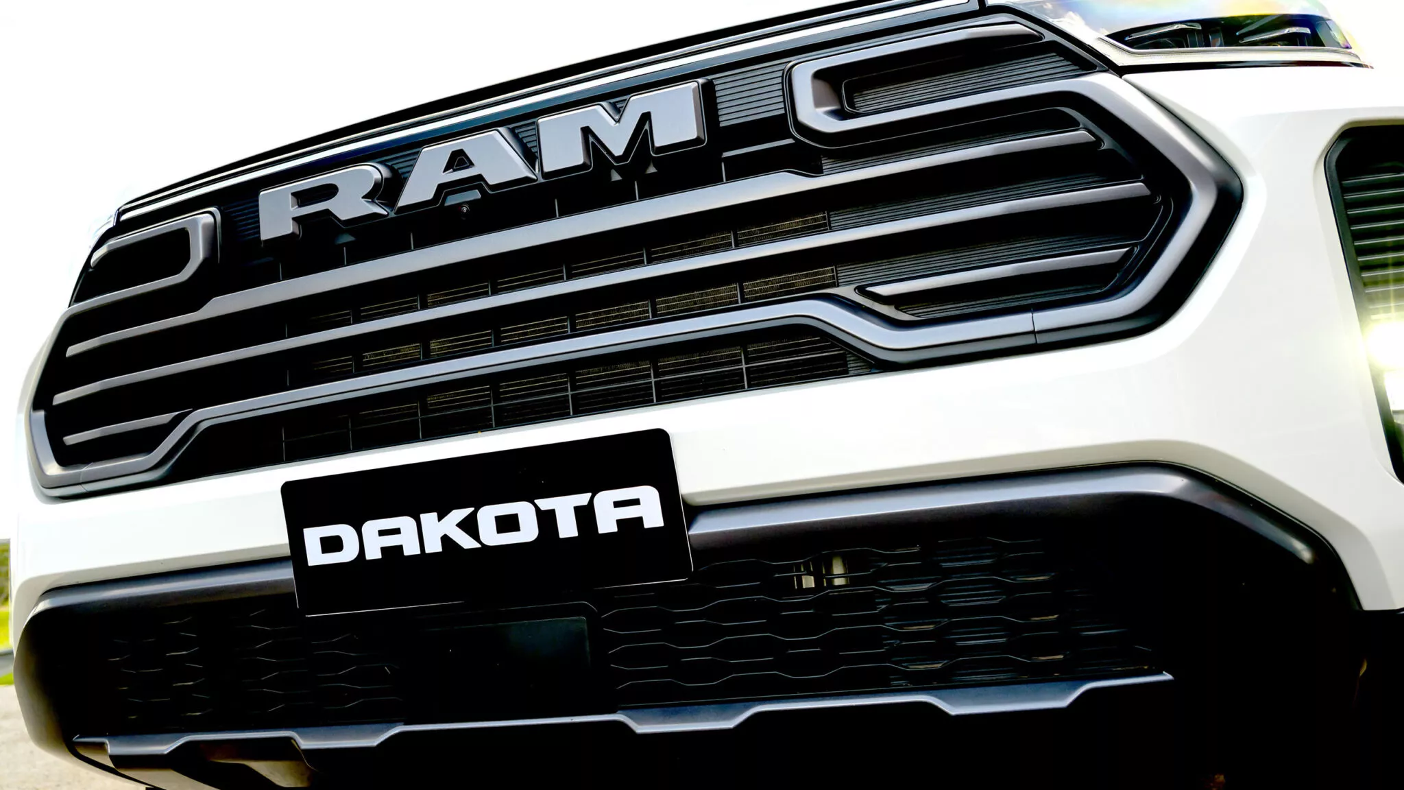 2027 Ram Dakota