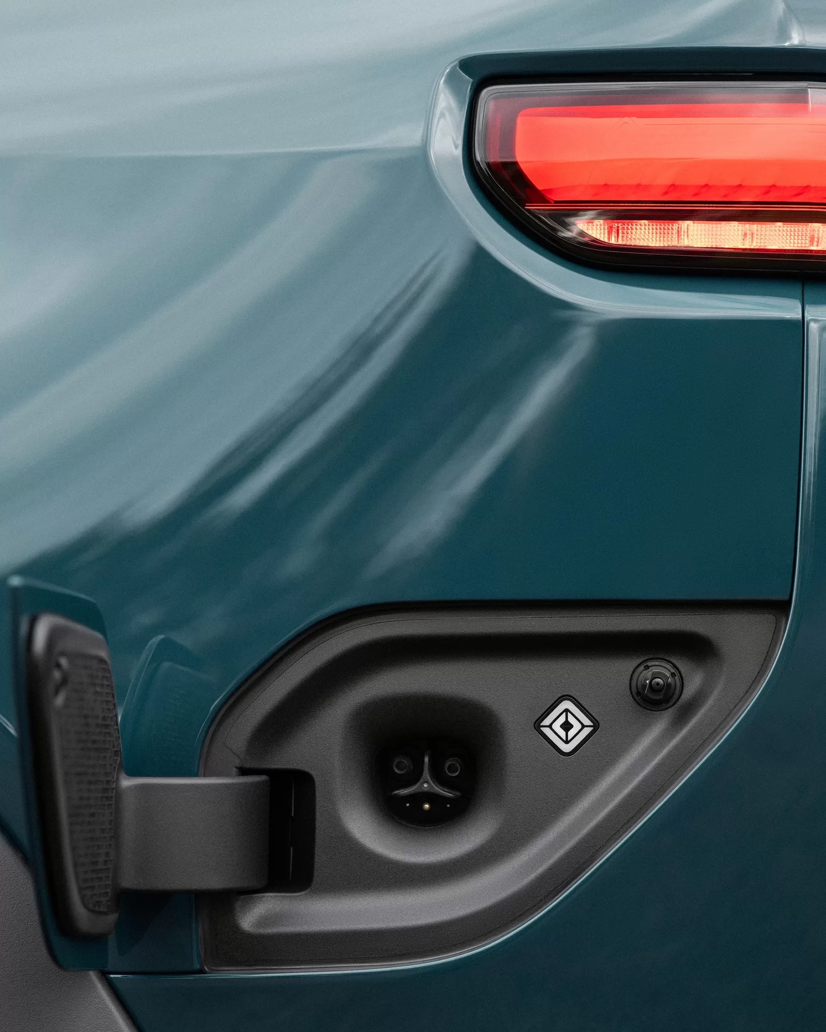 Rivian R2 Performance (17)