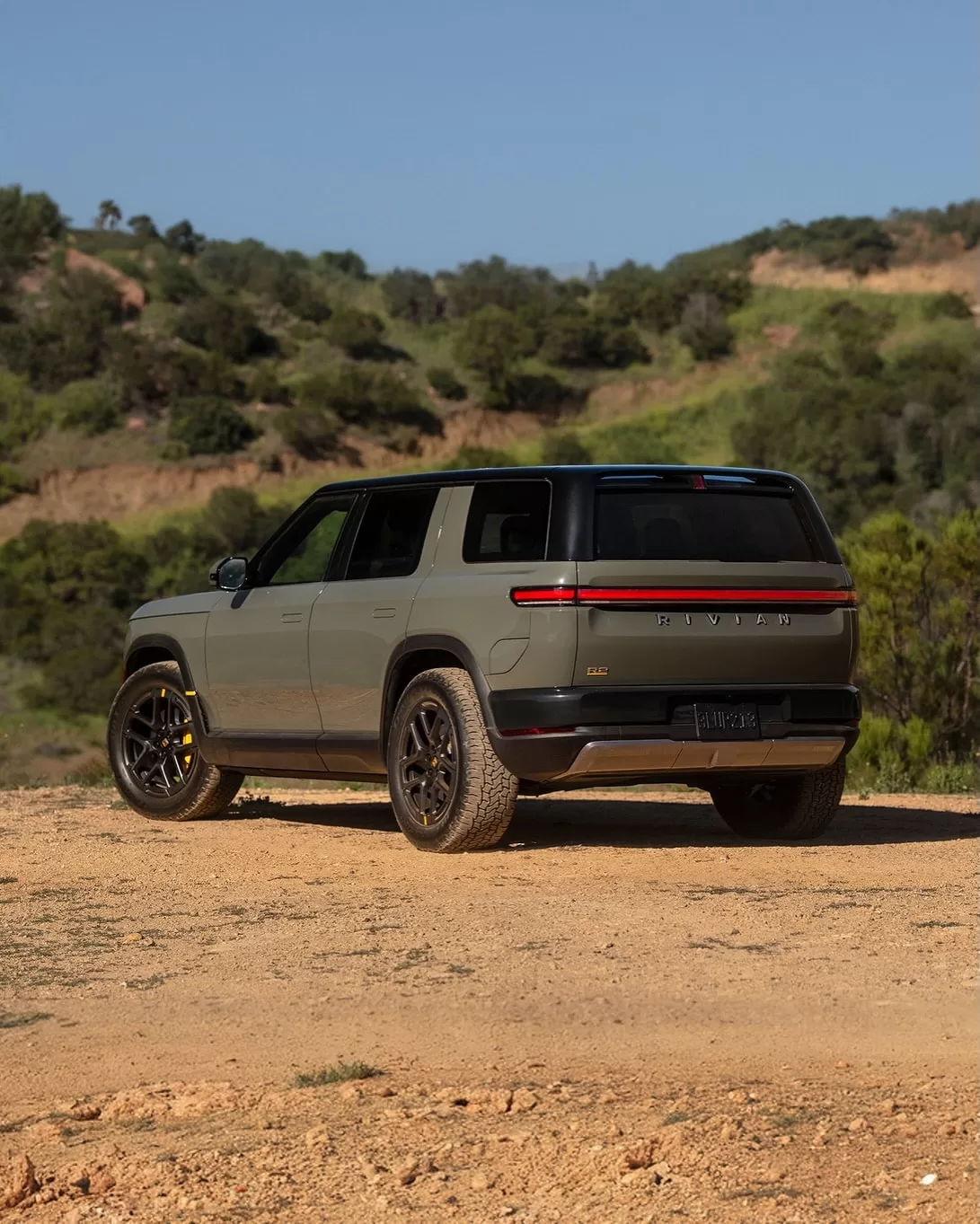 Rivian R2 Performance (5)
